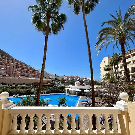 Apartment Castle Harbour 1 Bedroom Pool View C105 *
